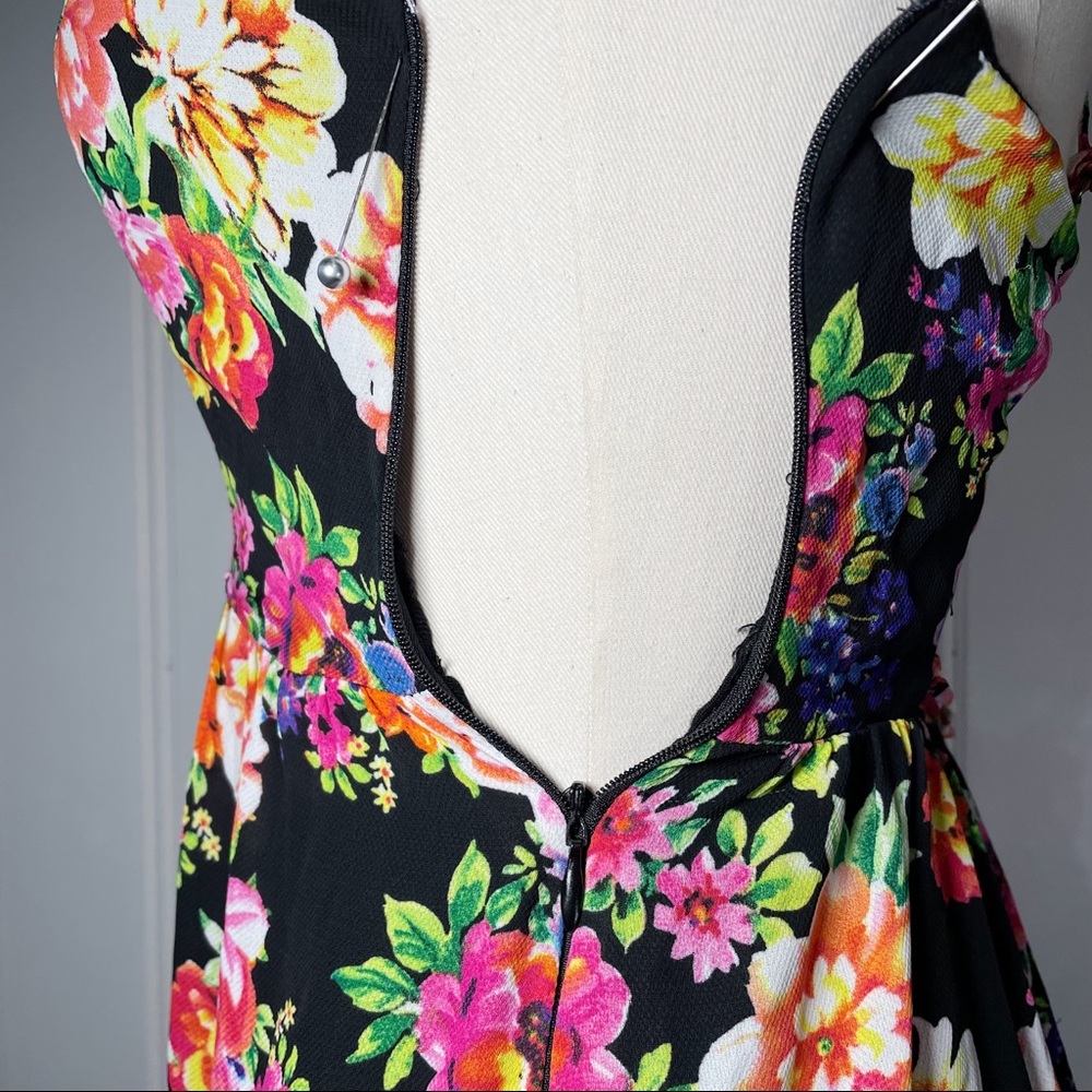 Lucca Couture Floral Maxi Dress - Picture 5 of 10